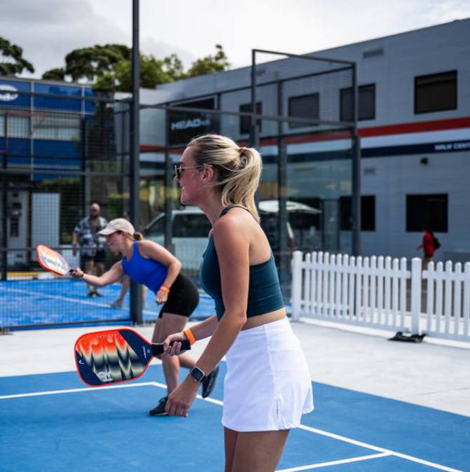 HEAD Radical Tour Grit - CLEARANCE/FINAL SALE